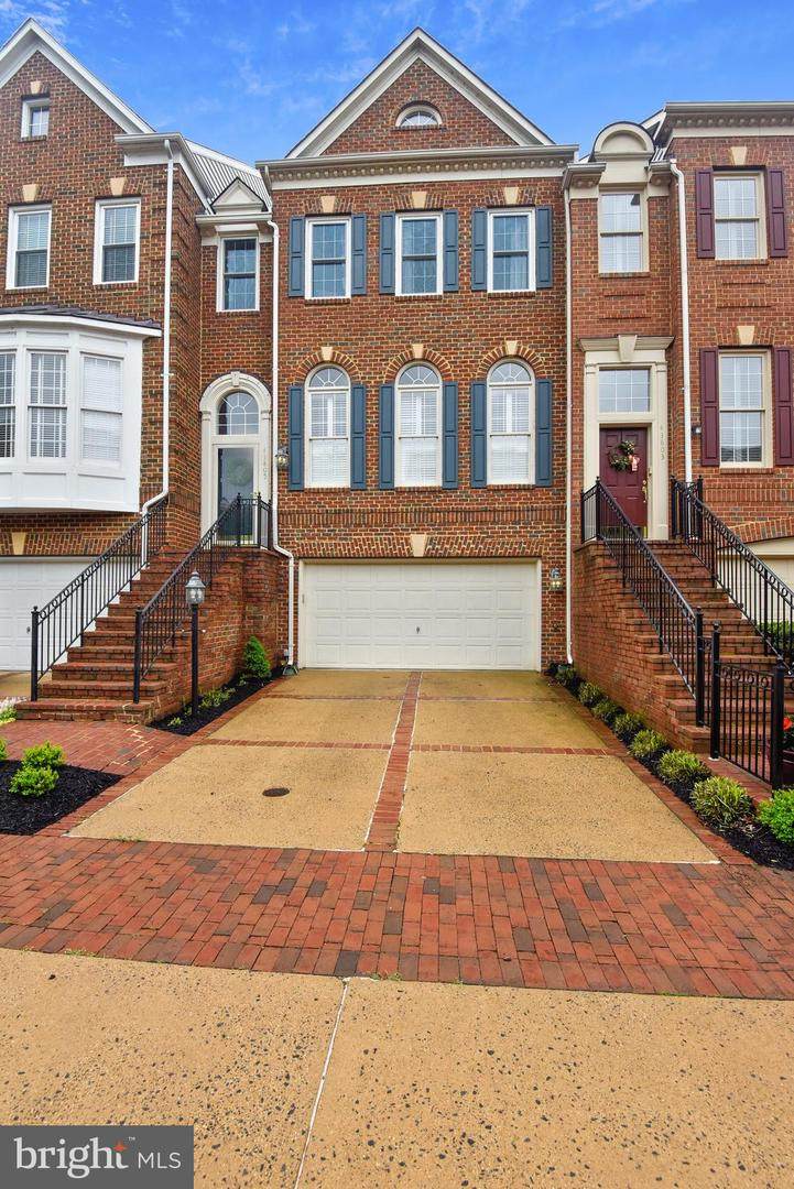 43805 Bent Creek Terrace - Photo 1