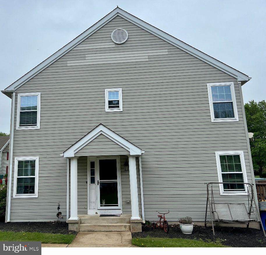 315 Buttonwoods Road - Photo 1