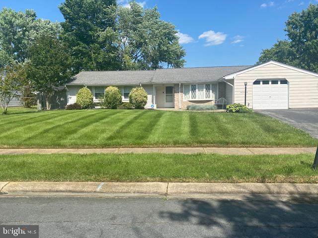 1611 Debra Drive - Photo 1