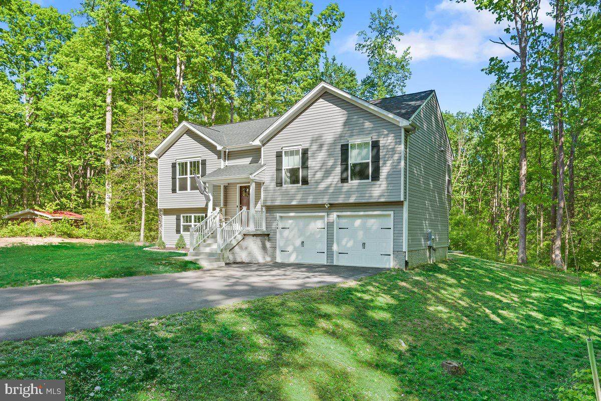 364 Crump Drive - Photo 1