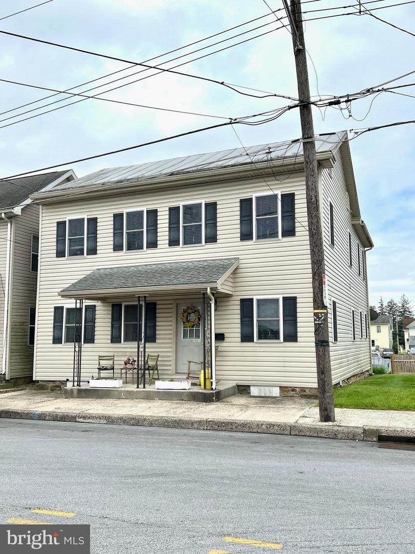223 Queen Street - Photo 1