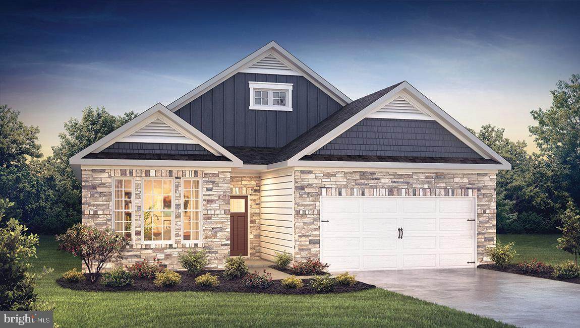138 Laquinta Drive - Photo 1