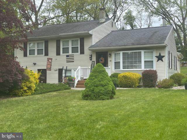 16 Pamela Drive - Photo 1