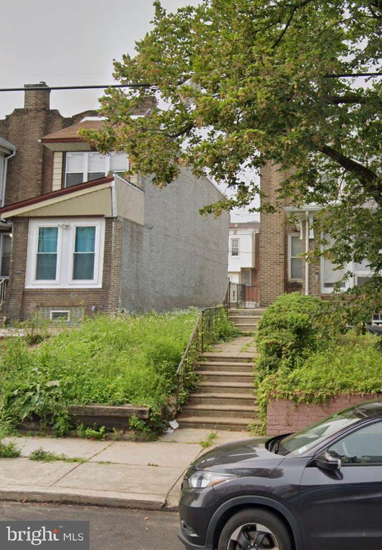 5373 Montgomery Avenue - Photo 1