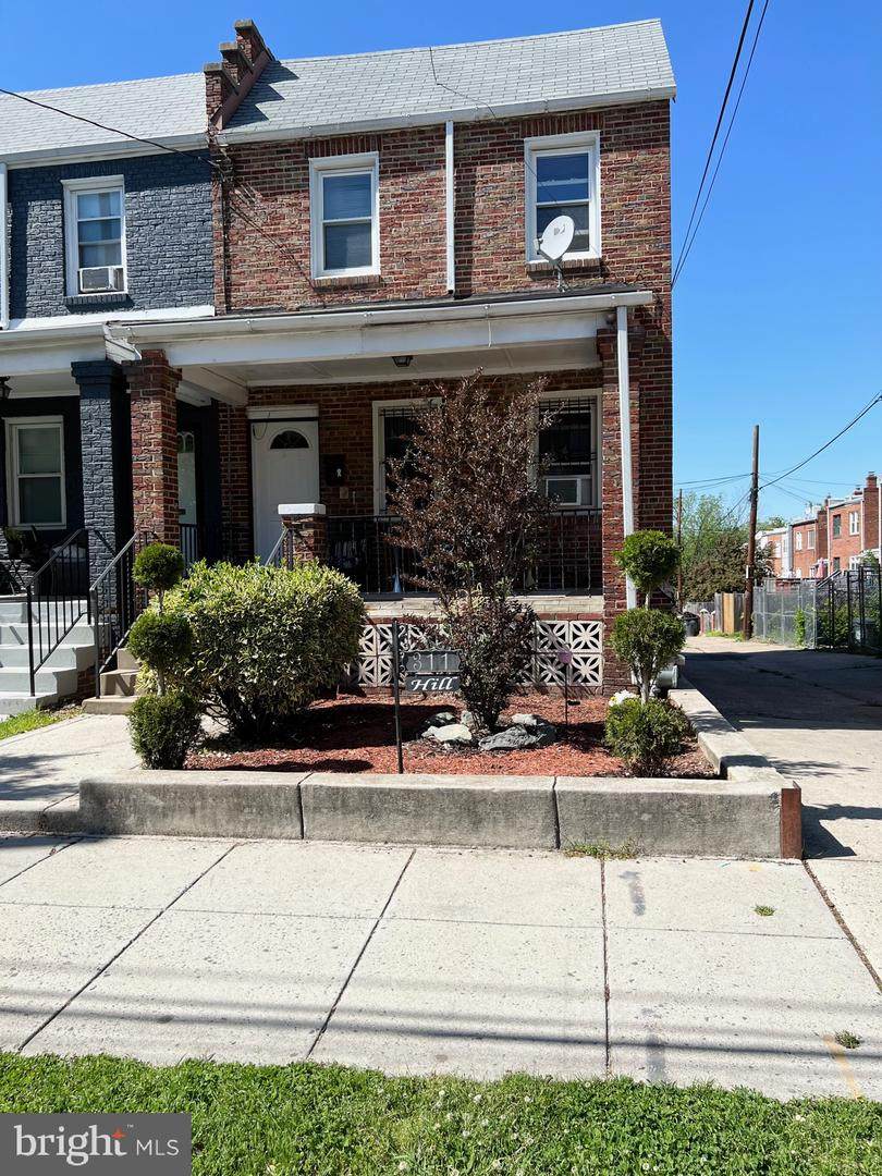311 Farragut Street - Photo 1