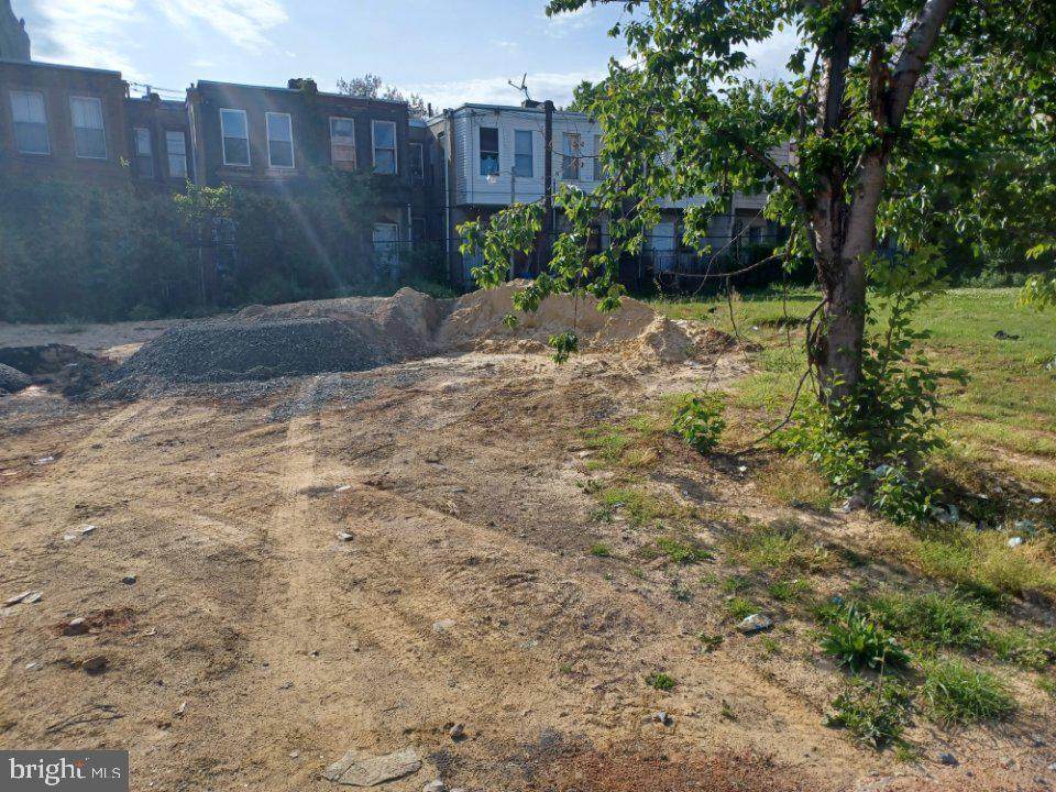 2604 29TH Street - Photo 1