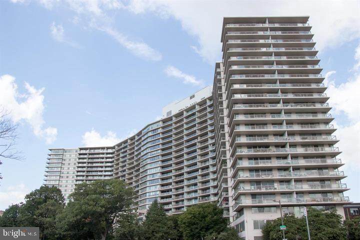 2401 Pennsylvania Avenue - Photo 1