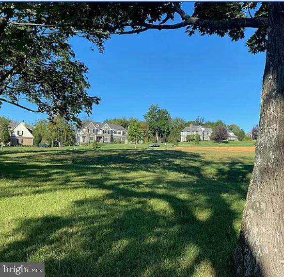 1501 Highgrove Lane - Photo 1