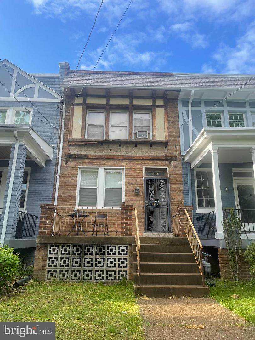 613 Hamilton Street - Photo 1