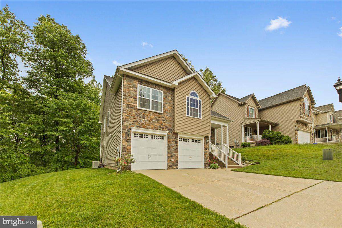 436 Dark Star Way - Photo 1
