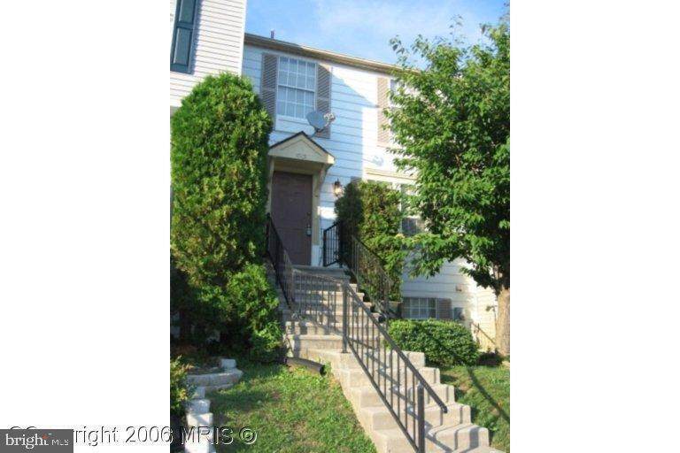 1013 Pirates Court - Photo 1