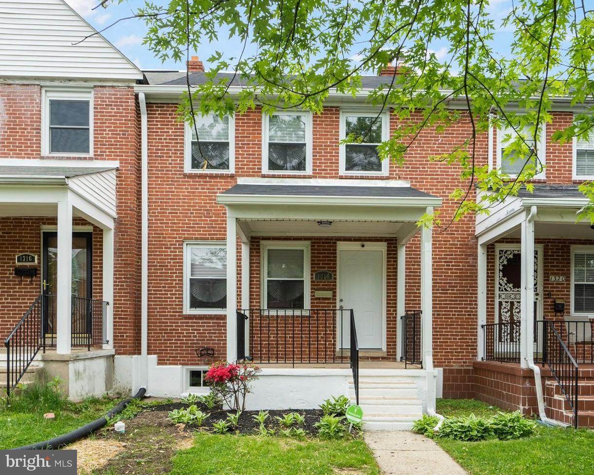 1318 Stonewood Road - Photo 1