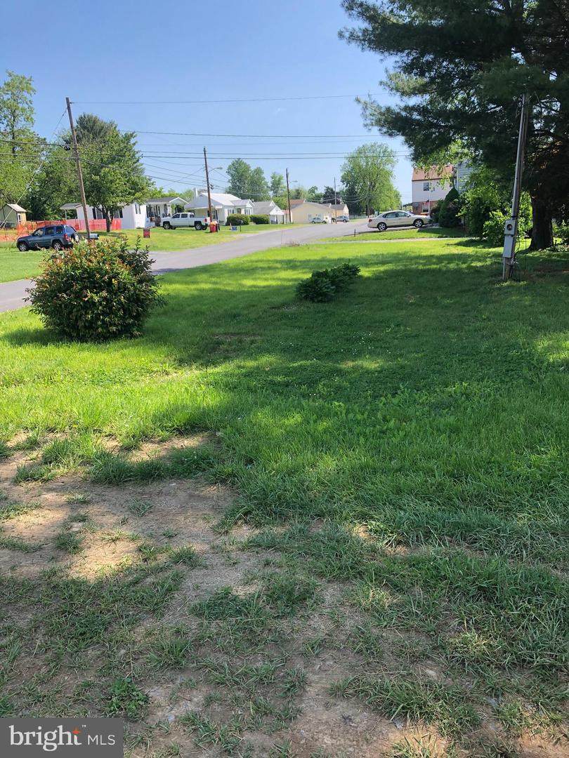 300 Reymann Street - Photo 1