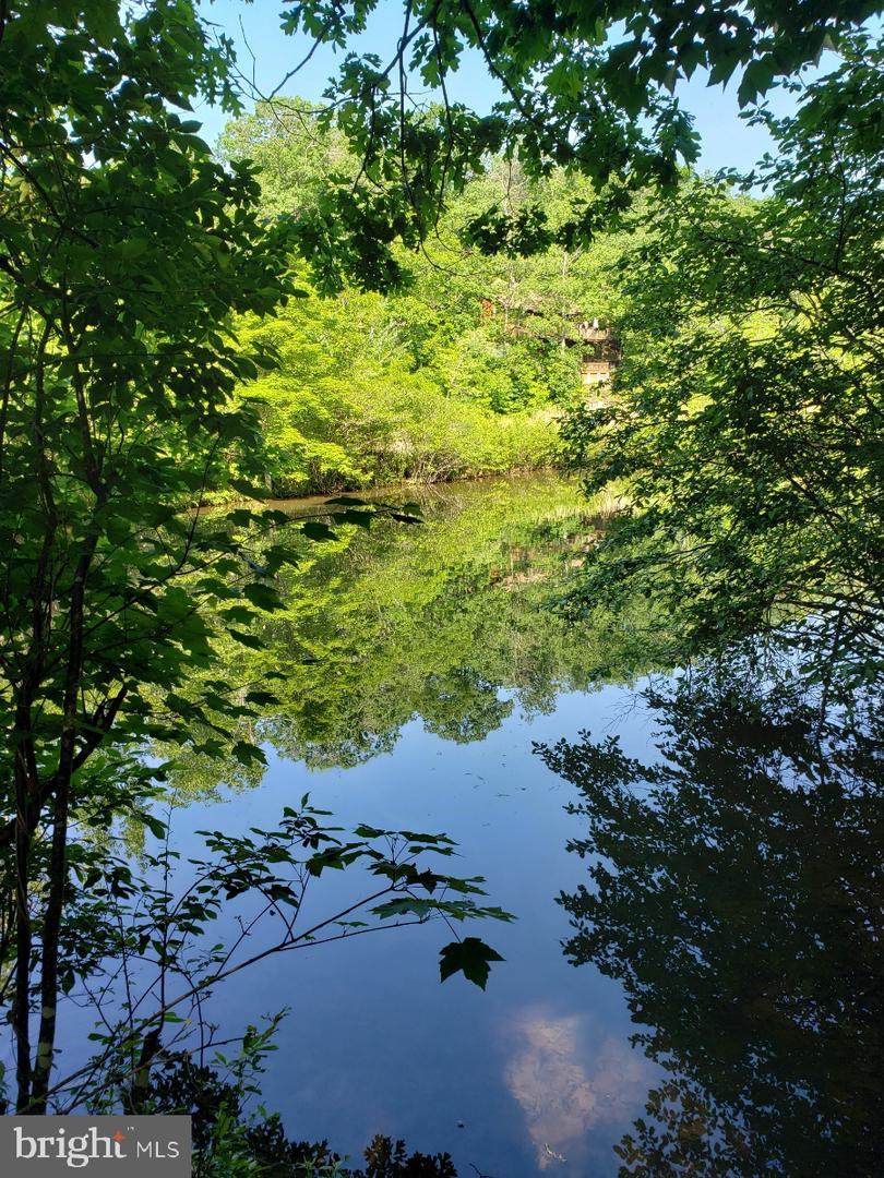 0 Lakeview - Photo 1