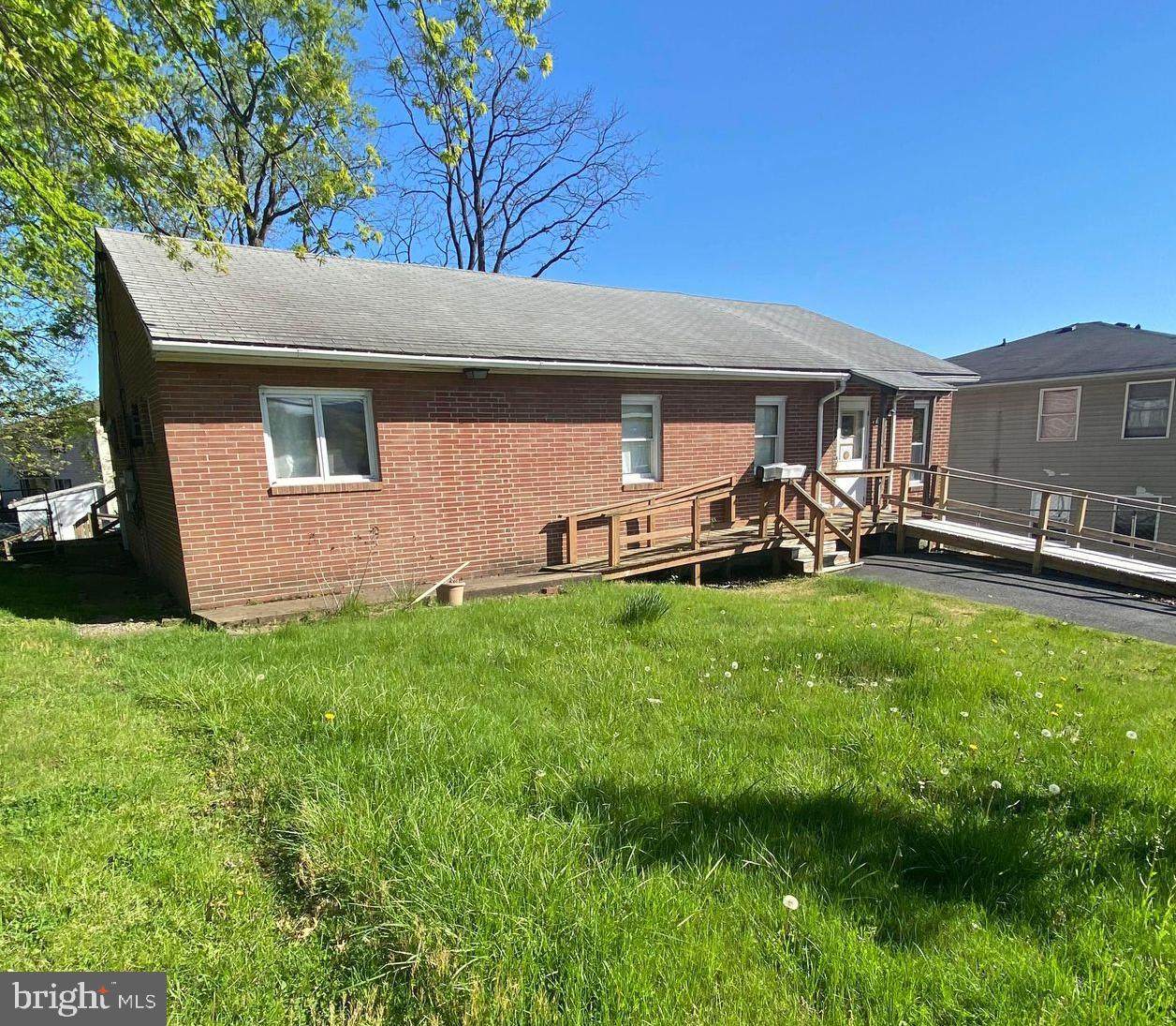 108 Broadway - Photo 1