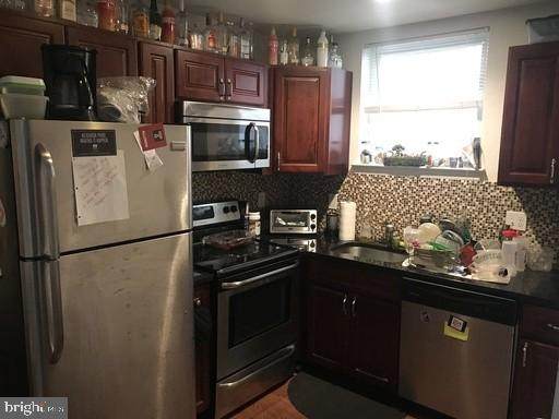 1813 Berks Street - Photo 1