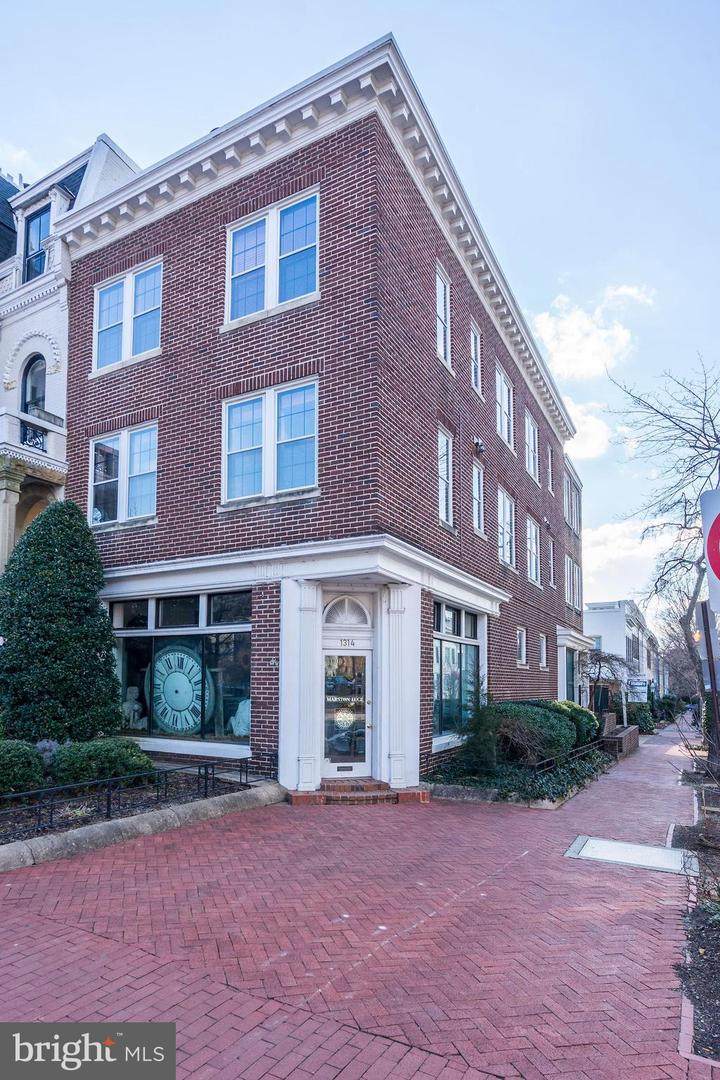 1314 21ST Street - Photo 1