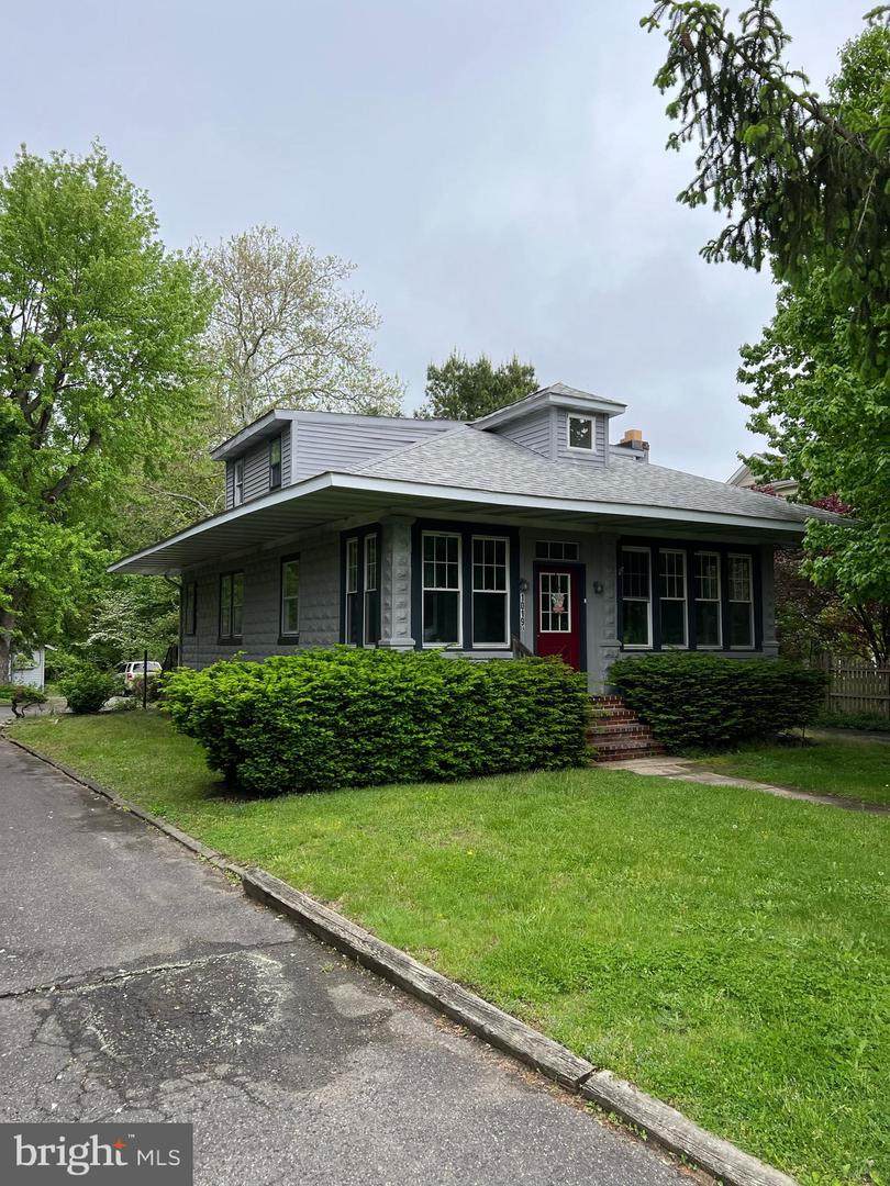 1019 Main Street - Photo 1