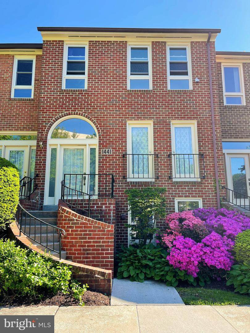 1441 Templeton Place - Photo 1