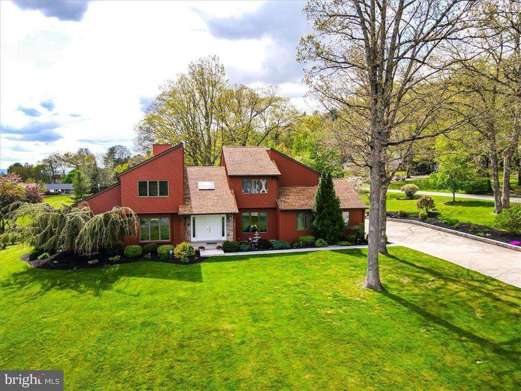 335 Knoll Drive - Photo 1