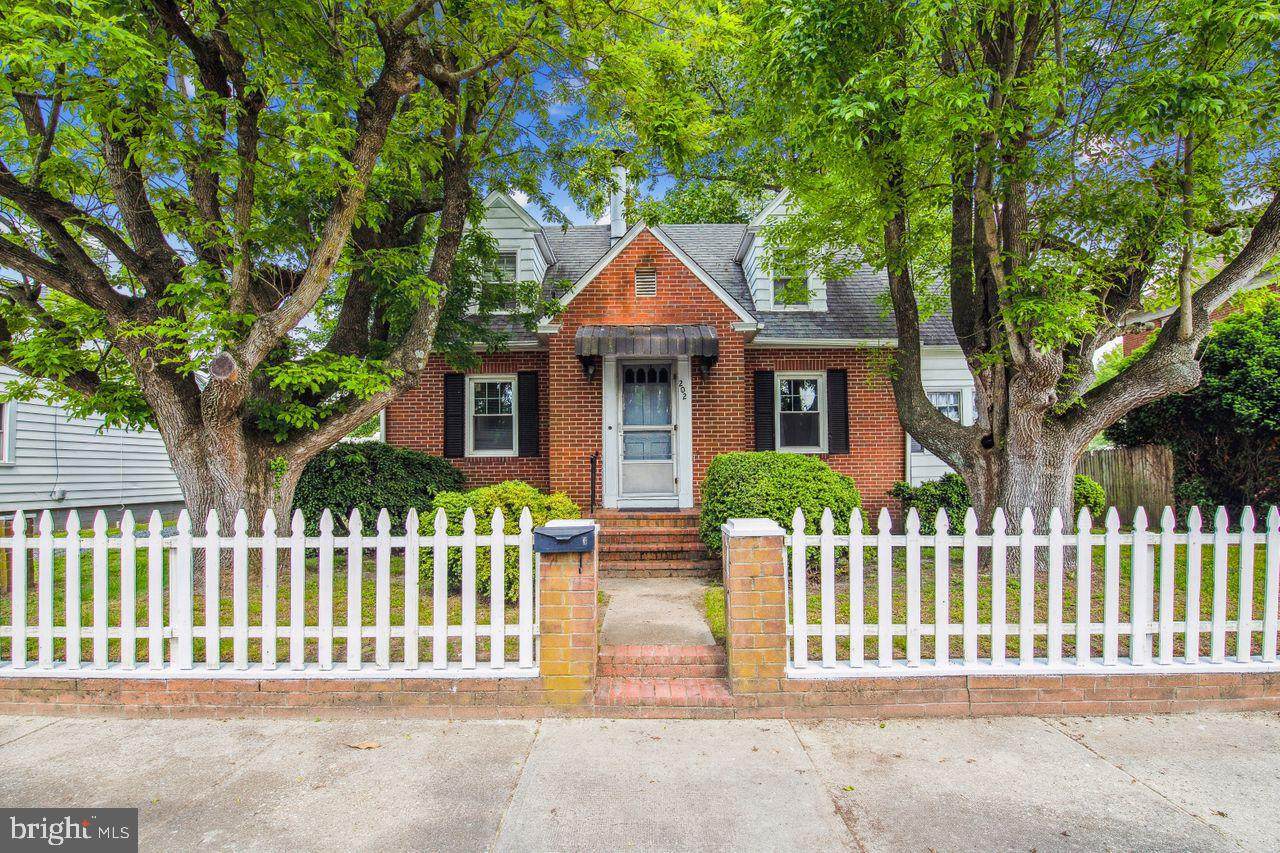 202 Payne Avenue - Photo 1