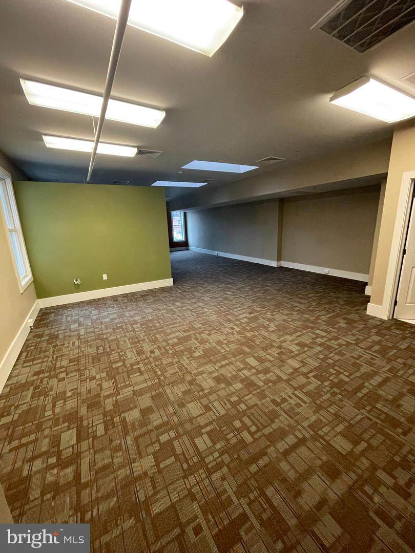 153 King Street - Photo 1