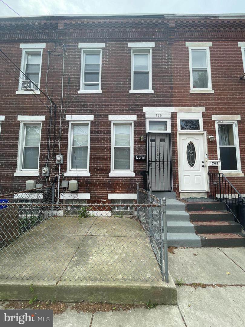 706 Berkley Street - Photo 1