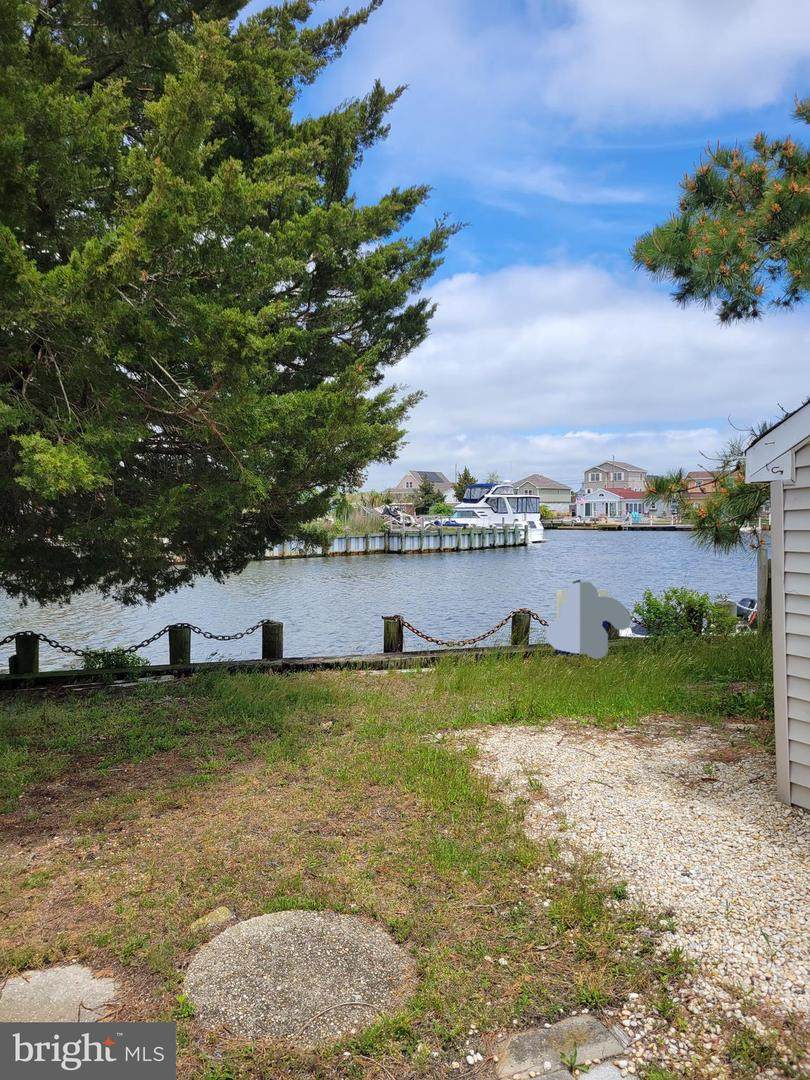 125 Delaware Drive - Photo 1