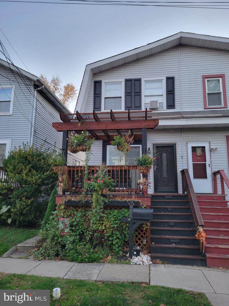 288 Linden Avenue - Photo 1