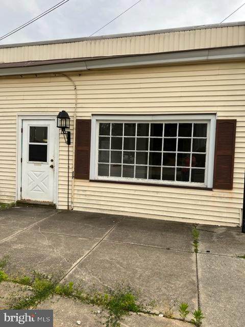 2 West Boulevard - Photo 1
