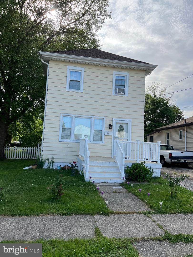 64 Princeton Avenue - Photo 1