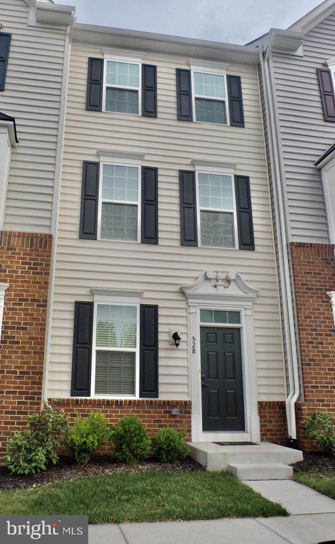 528 River Crest Way - Photo 1