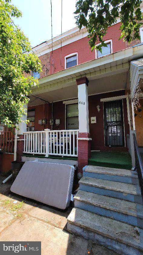 668 2ND Street - Photo 1