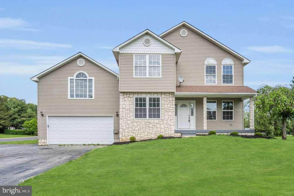 7 Country Club Drive - Photo 1