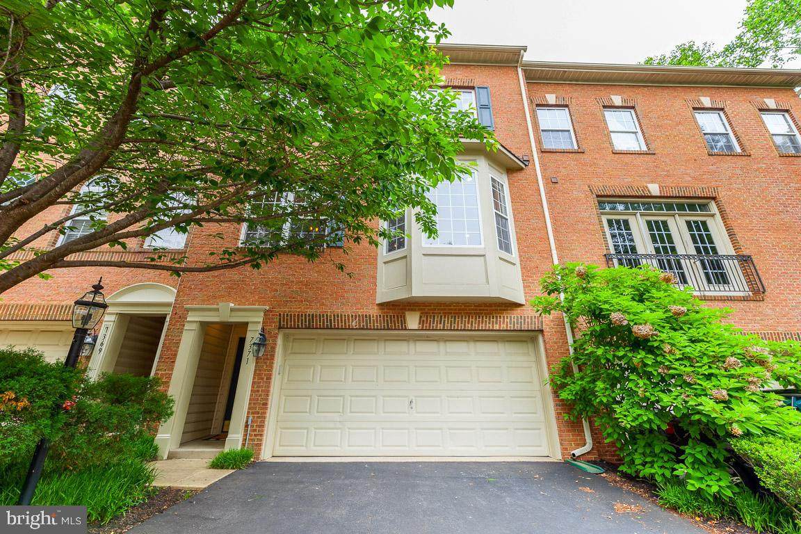 7371 Stream Bluff Way - Photo 1