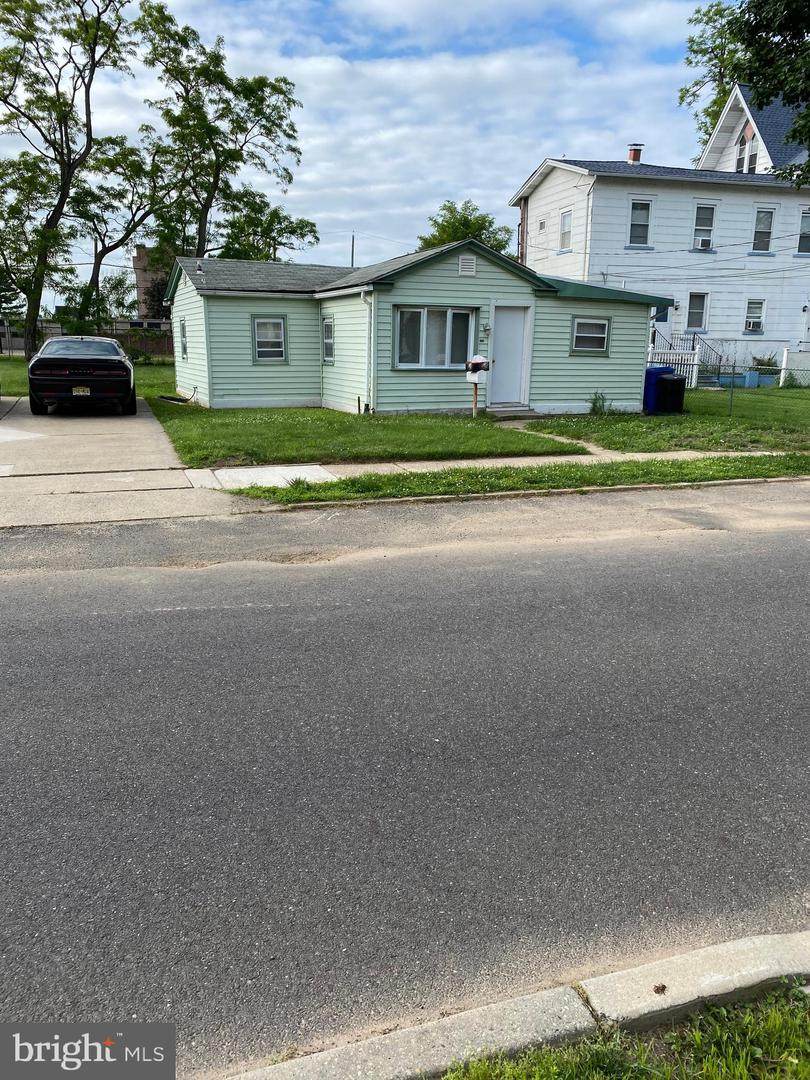 321 Brown Street - Photo 1