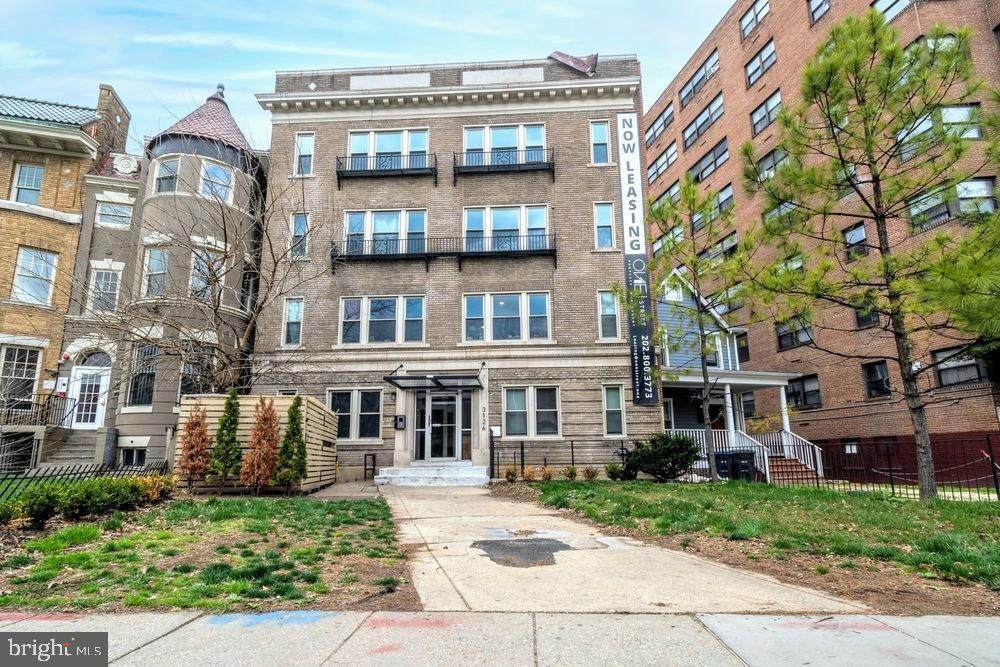 3126 16TH Street - Photo 1