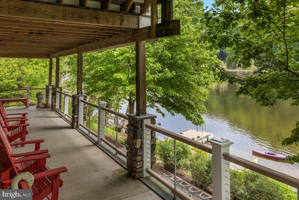 165 Byram Lane - Photo 1