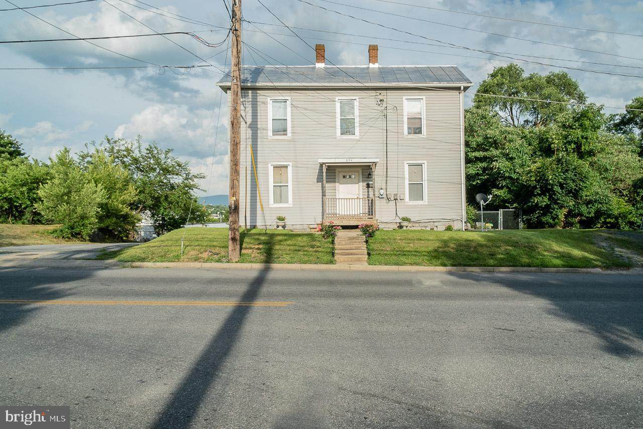 654 Liberty Street - Photo 1