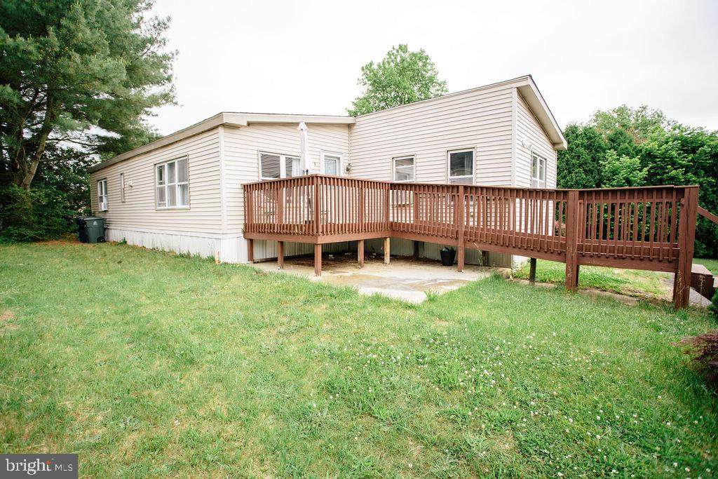 219 Adams Avenue - Photo 1