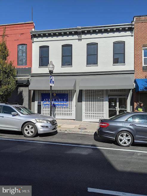 2212 Monument Street - Photo 1