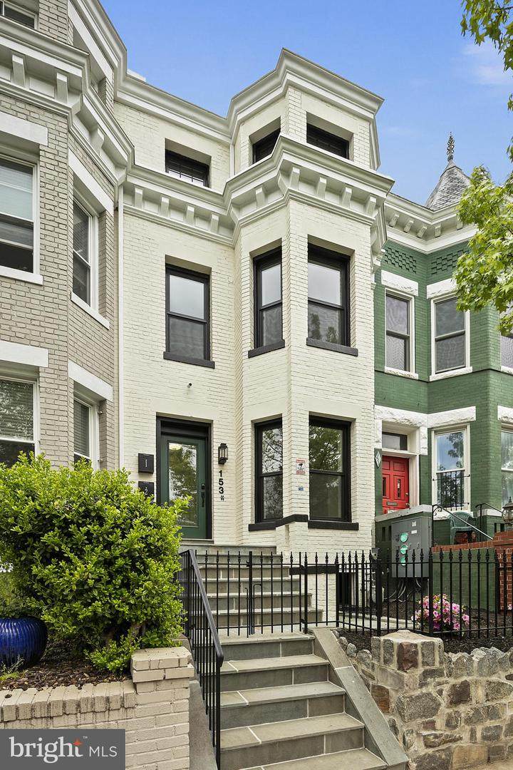 153 Randolph Place - Photo 1