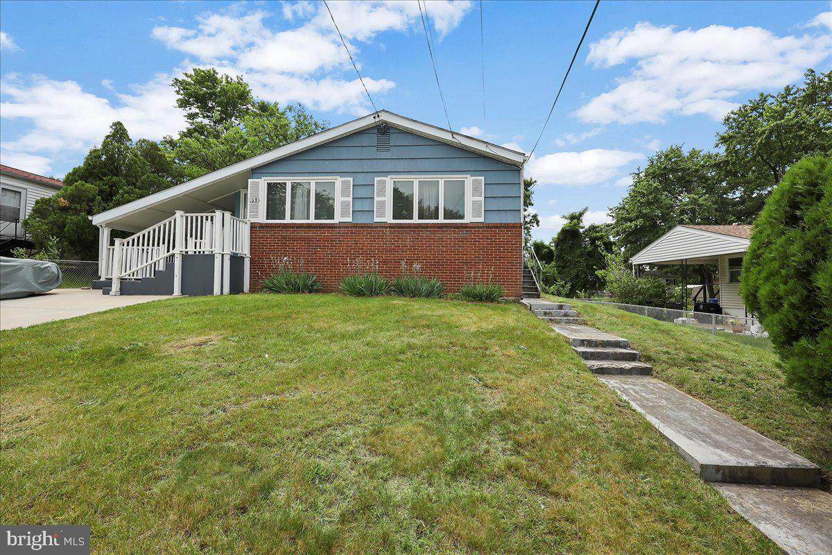 1515 Fenwood Avenue - Photo 1