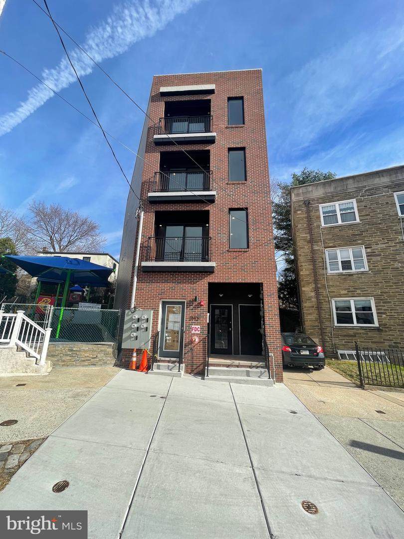 3712 Midvale Avenue - Photo 1