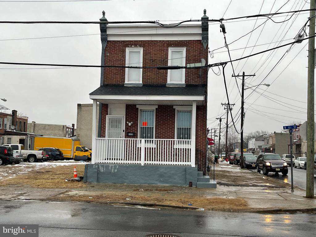 900 6TH Street - Photo 1