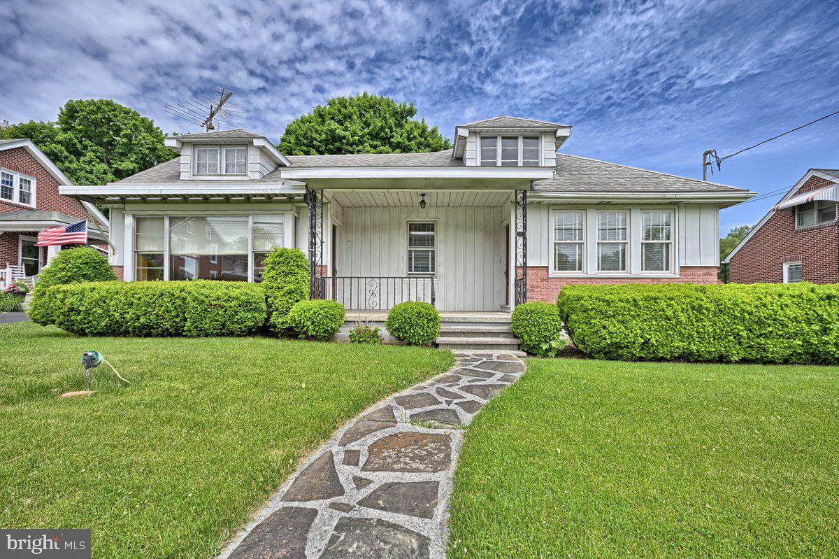 997 Horseshoe Pike - Photo 1