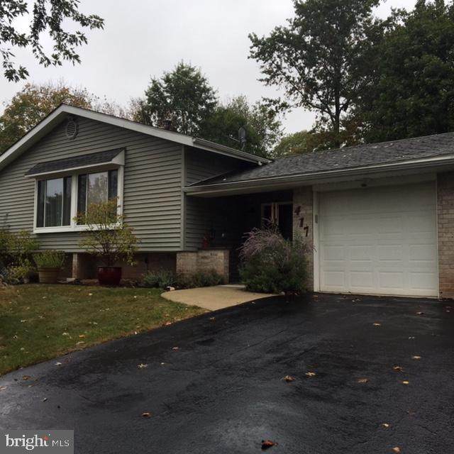 417 Falcon Road - Photo 1