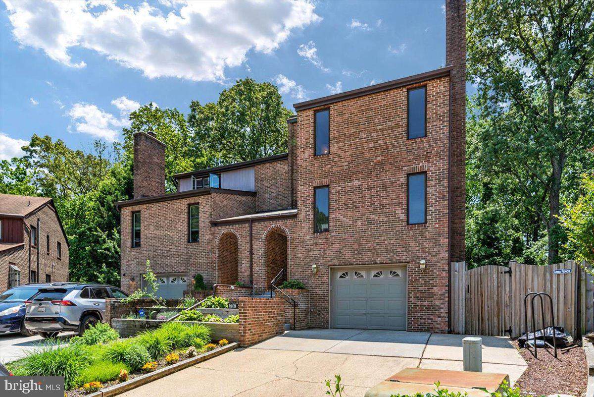 764 Ticonderoga Avenue - Photo 1