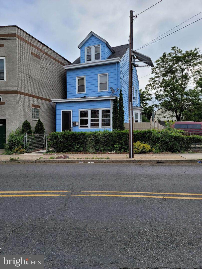 506 Olden Avenue - Photo 1