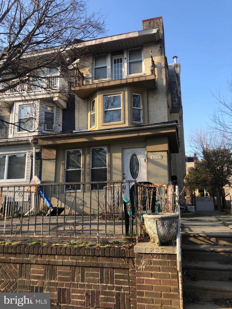 6237 Washington Avenue - Photo 1